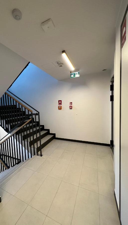 Apartament 26 Metro Appartement Warschau Buitenkant foto