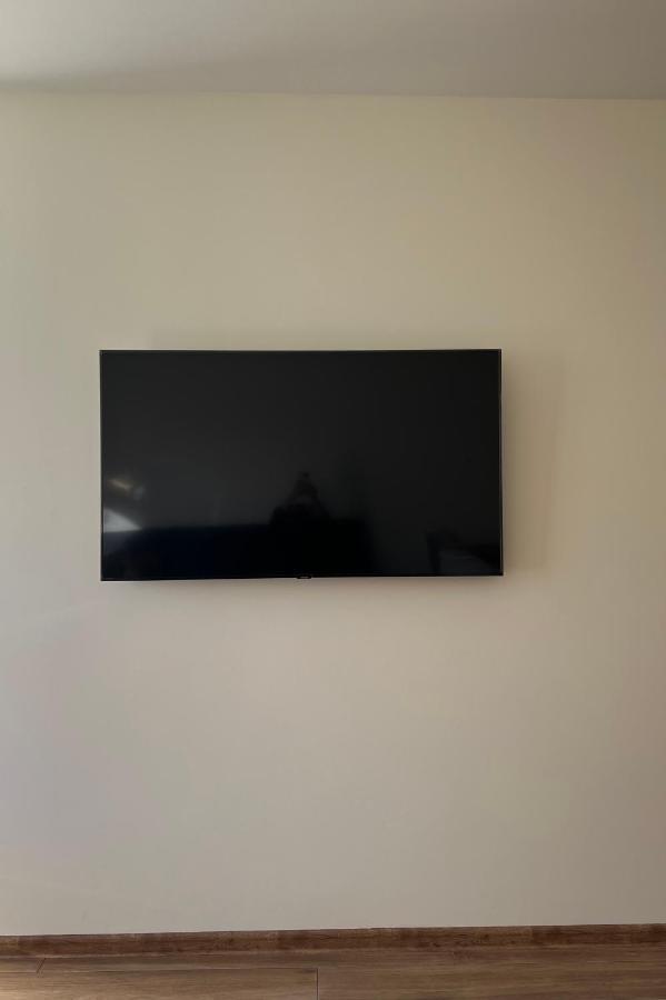 Apartament 26 Metro Appartement Warschau Buitenkant foto